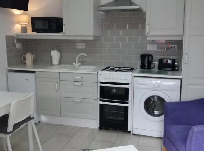 Lettermore Apartment 2